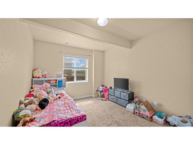 7822 Wythe Dr, Fountain, CO 80817