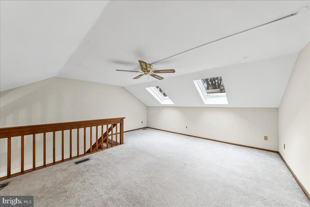 850 STOCKBRIDGE DR, Hockessin, DE 19707