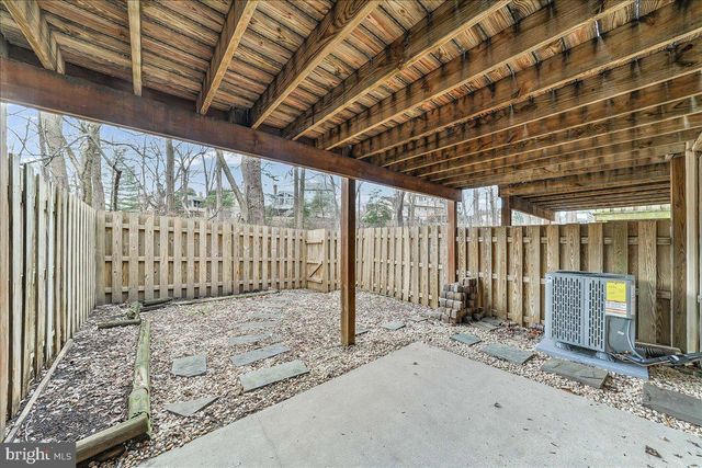 850 STOCKBRIDGE DR, Hockessin, DE 19707