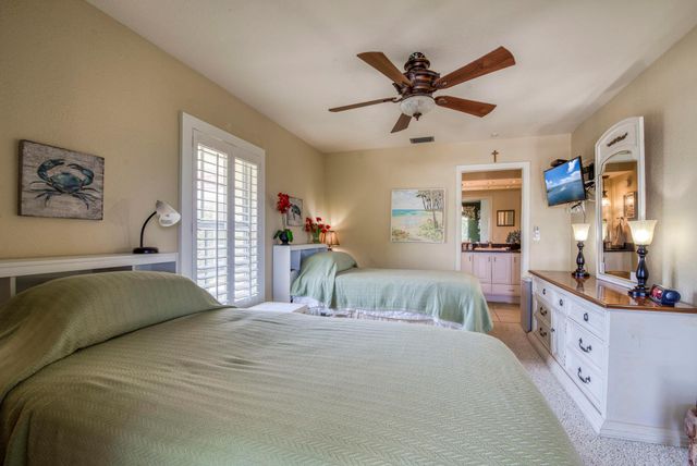 5510 Tamberlane Circle 343, Palm Beach Gardens, FL 33418