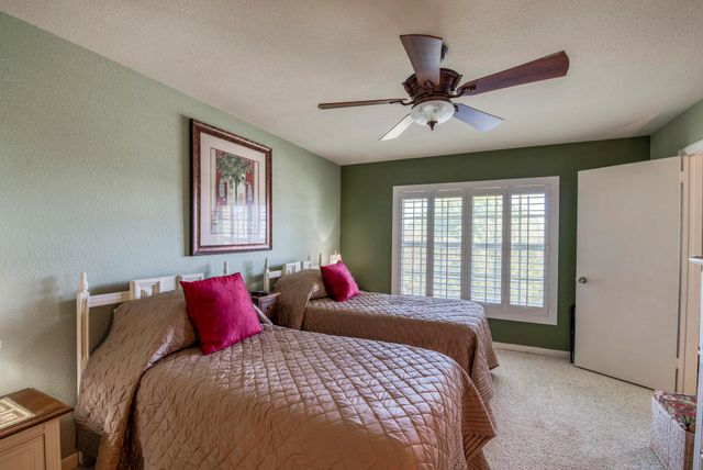 5510 Tamberlane Circle 343, Palm Beach Gardens, FL 33418