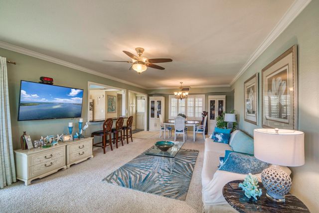 5510 Tamberlane Circle 343, Palm Beach Gardens, FL 33418