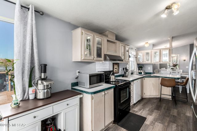 4230 W Camino Del Yucca, Sahuarita, AZ 85629