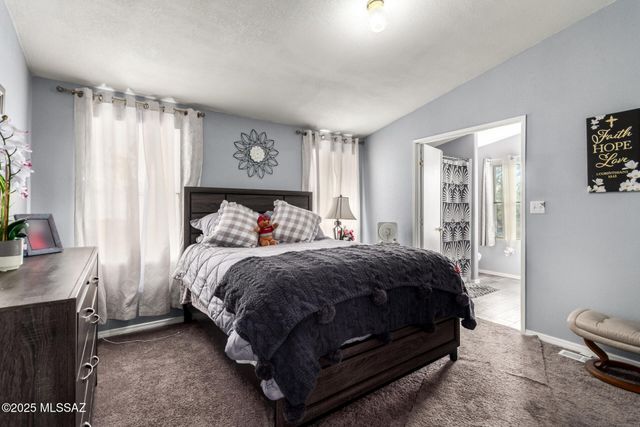 4230 W Camino Del Yucca, Sahuarita, AZ 85629