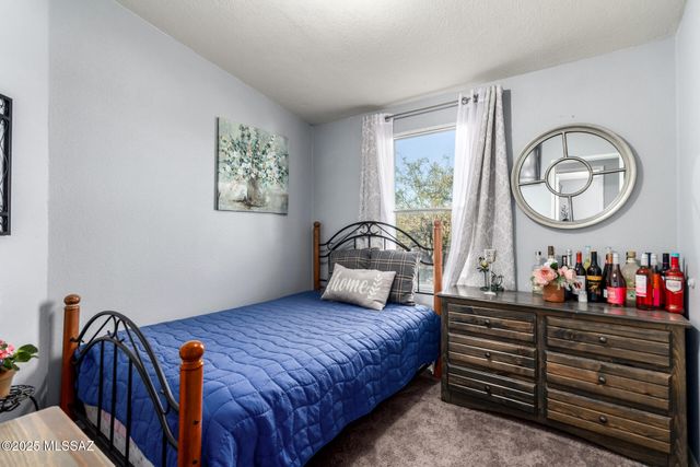 4230 W Camino Del Yucca, Sahuarita, AZ 85629