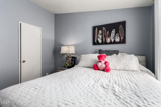 4230 W Camino Del Yucca, Sahuarita, AZ 85629