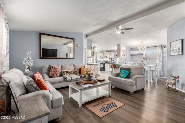 4230 W Camino Del Yucca, Sahuarita, AZ 85629