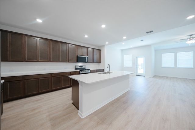 1504 Calanques Street, Royse City, TX 75189