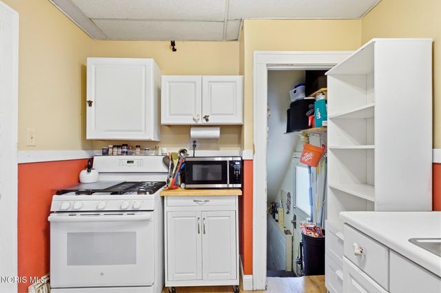 5114 Douglas Road, Toledo, OH 43613