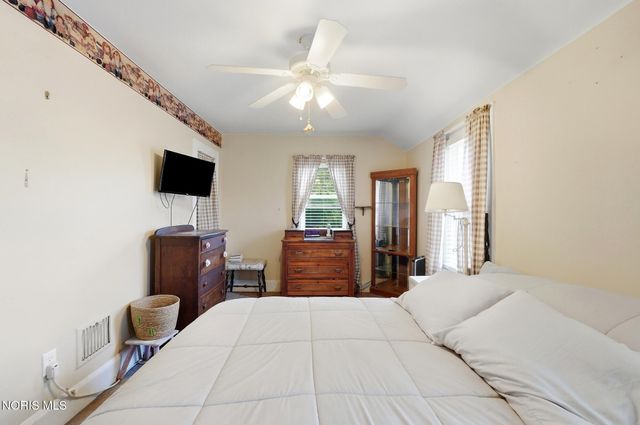 5114 Douglas Road, Toledo, OH 43613