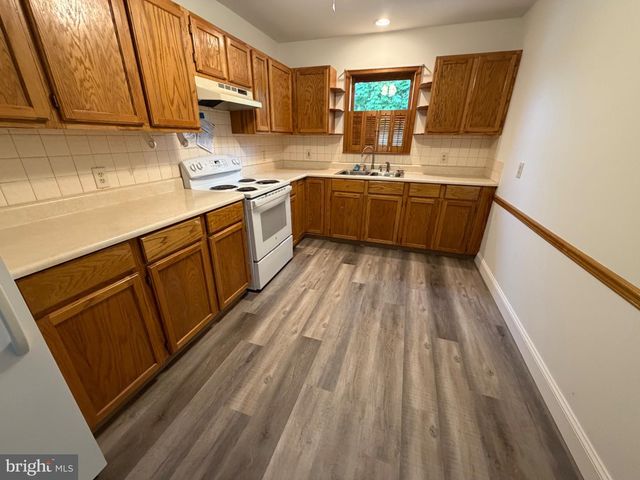 122 GLEN AVENUE, Langhorne, PA 19047