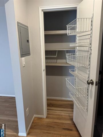 292 Hoover Avenue 6, Bloomfield, NJ 07003