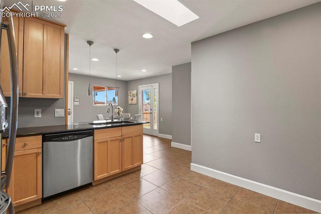 23 Crescent Lane, Colorado Springs, CO 80904