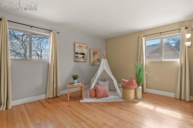 23 Crescent Lane, Colorado Springs, CO 80904