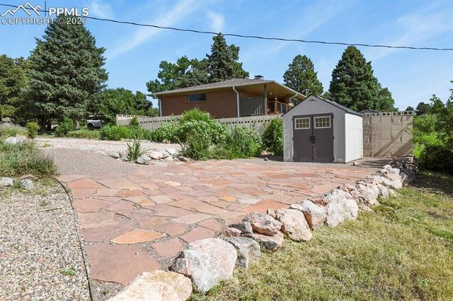 23 Crescent Lane, Colorado Springs, CO 80904