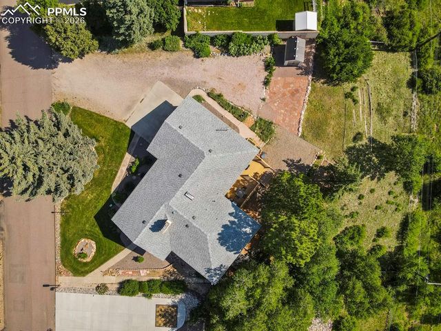 23 Crescent Lane, Colorado Springs, CO 80904