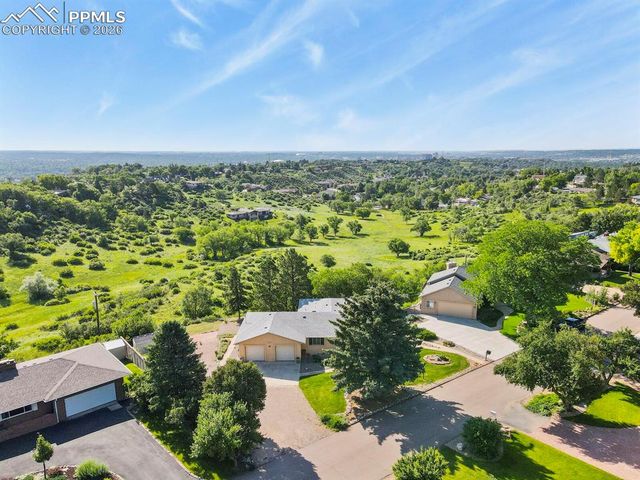 23 Crescent Lane, Colorado Springs, CO 80904