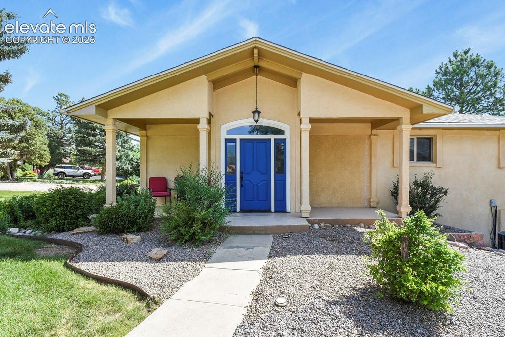 23 Crescent Lane, Colorado Springs, CO 80904 — photo 4