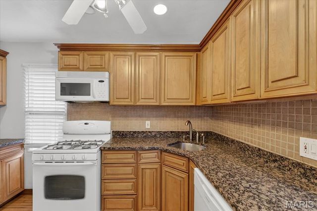 2164 Knox Ave, St Louis, MO 63139