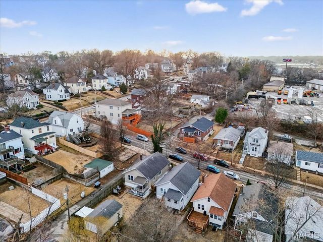 2164 Knox Ave, St Louis, MO 63139