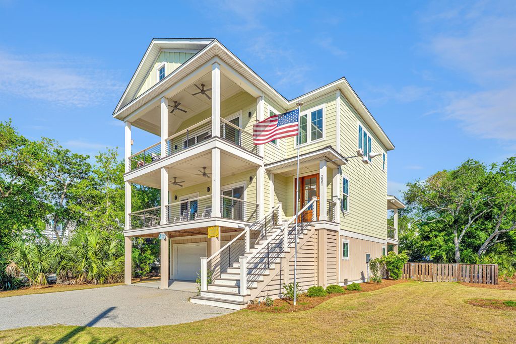 2501 Myrtle Street, Edisto Beach, SC 29438