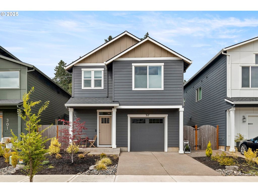 317 E BARBARAS Way, Newberg, OR 97132