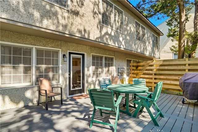 1460 Ocean Blvd 101, St Simons Island, GA 31522