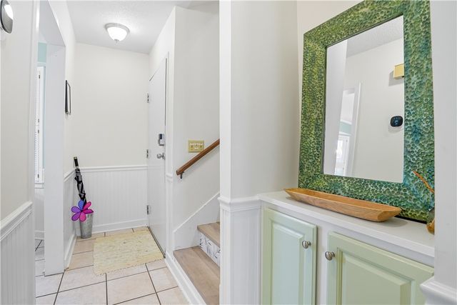 1460 Ocean Blvd 101, St Simons Island, GA 31522