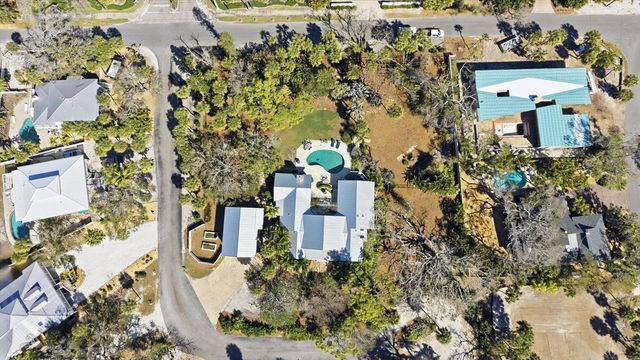4839 GIVENS COURT, Sarasota, FL 34242