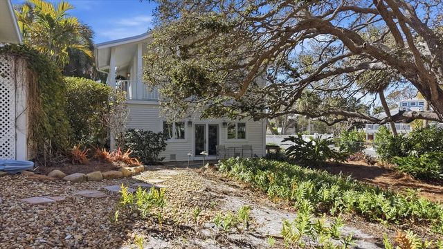 4839 GIVENS COURT, Sarasota, FL 34242