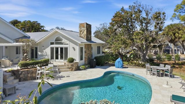 4839 GIVENS COURT, Sarasota, FL 34242