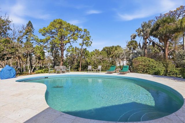 4839 GIVENS COURT, Sarasota, FL 34242