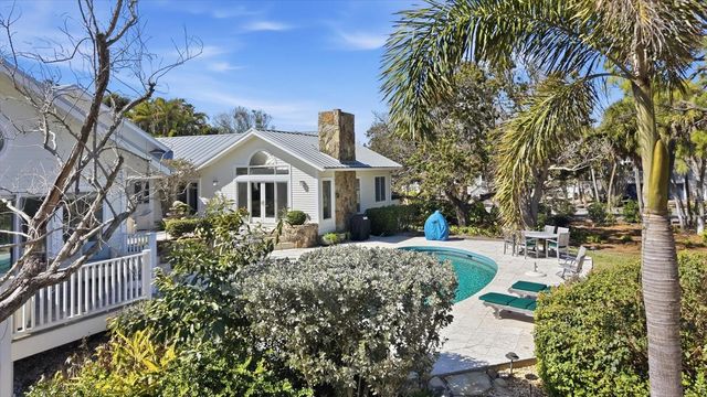 4839 GIVENS COURT, Sarasota, FL 34242