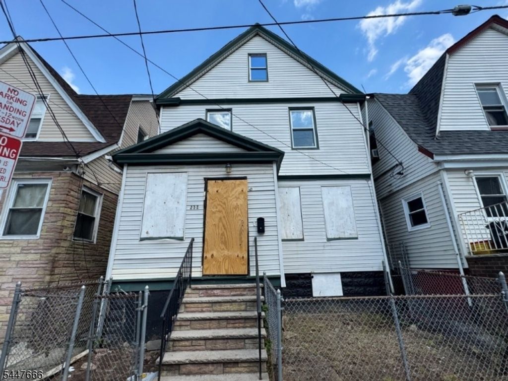 332 S 19Th St, Newark City, NJ 07103