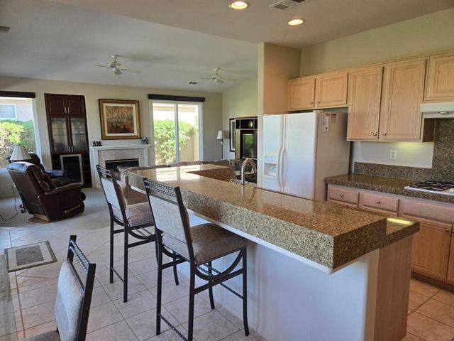 67634 S Laguna Drive, Cathedral City, CA 92234