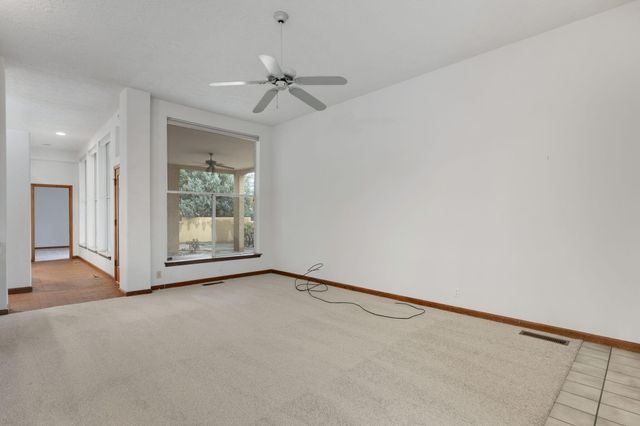 12209 PAPAYA Court NE, Albuquerque, NM 87111