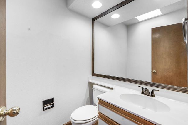 12209 PAPAYA Court NE, Albuquerque, NM 87111