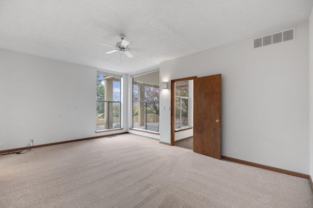 12209 PAPAYA Court NE, Albuquerque, NM 87111