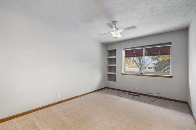 12209 PAPAYA Court NE, Albuquerque, NM 87111