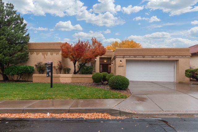 12209 PAPAYA Court NE, Albuquerque, NM 87111