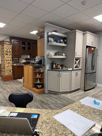 2307 Acushnet Ave, New Bedford, MA 02745