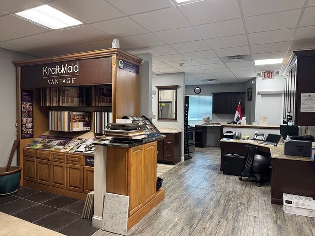 2307 Acushnet Ave, New Bedford, MA 02745