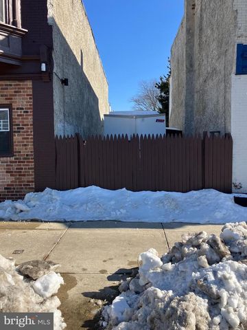 611 S 52ND ST, Philadelphia, PA 19143