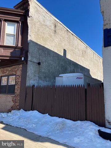 611 S 52ND ST, Philadelphia, PA 19143