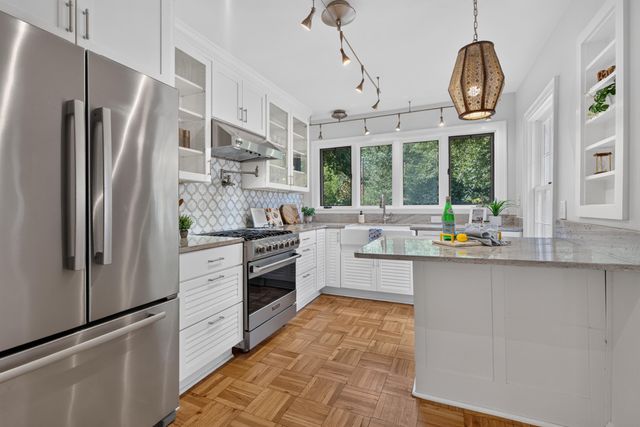 1249 Kastle Road, Lexington, KY 40502