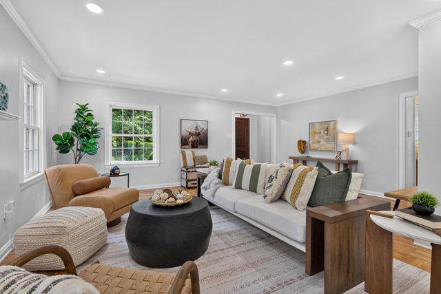 1249 Kastle Road, Lexington, KY 40502