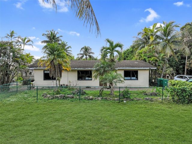 14000 SW 20th Street, Davie, FL 33325