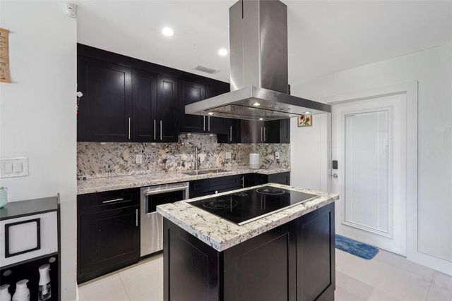 14000 SW 20th Street, Davie, FL 33325