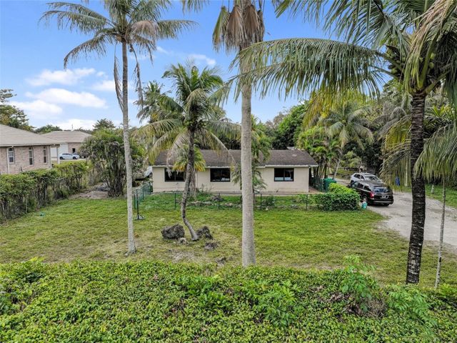 14000 SW 20th Street, Davie, FL 33325