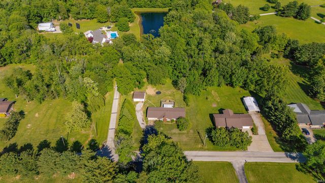 214 S 180 E County Road, Princeton, IN 47670